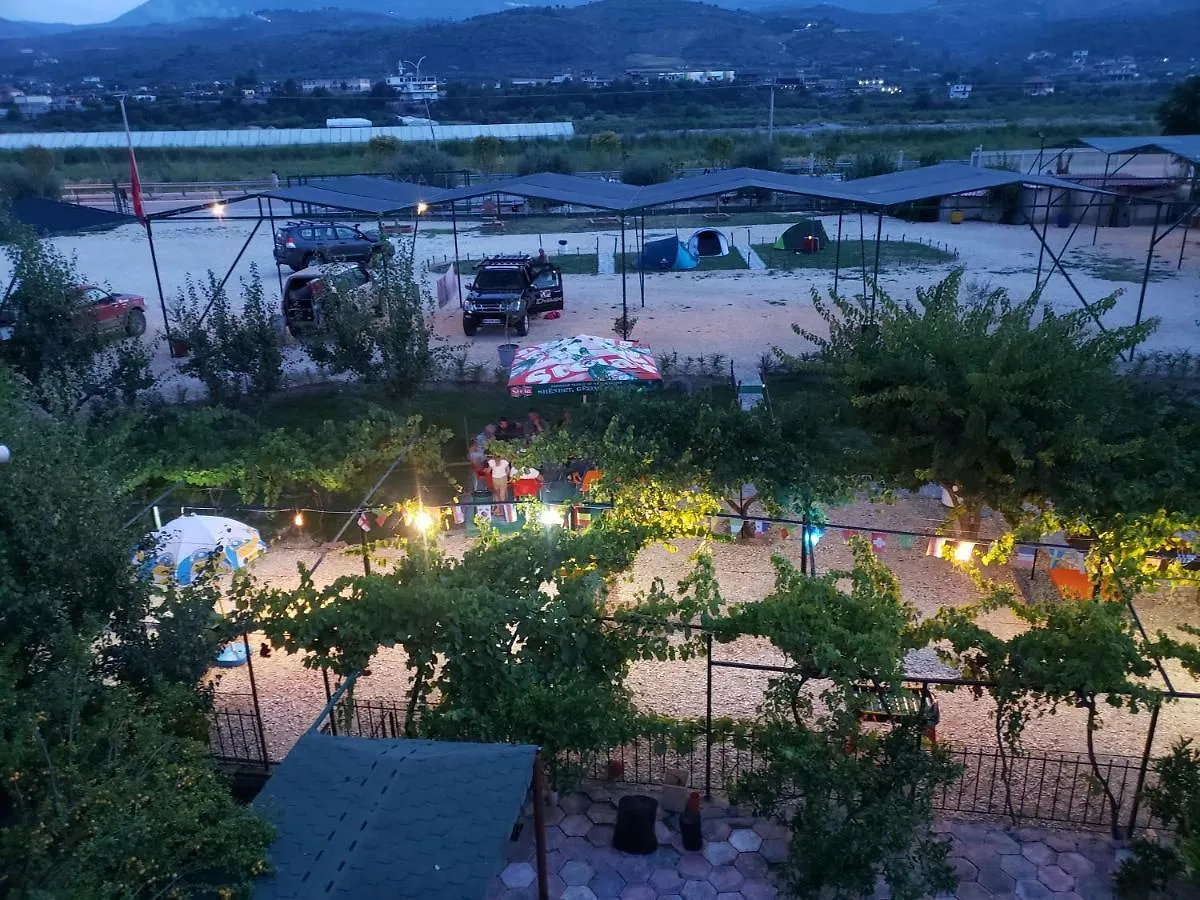 Hotel River Side Camping Berat